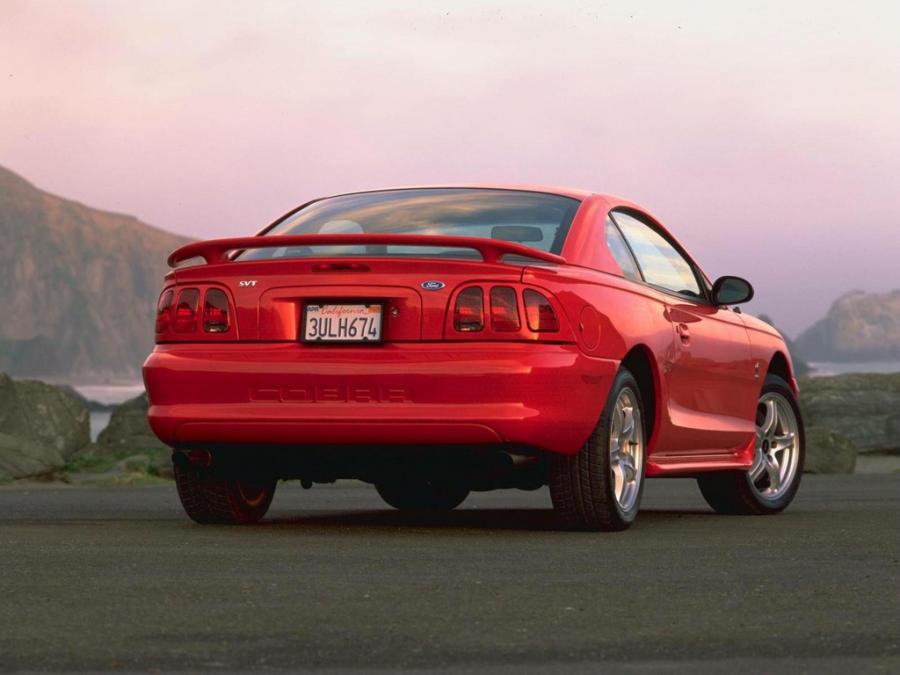  Ford Mustang SVT Cobra Coupe 1996 года  (фото 2 из 5)